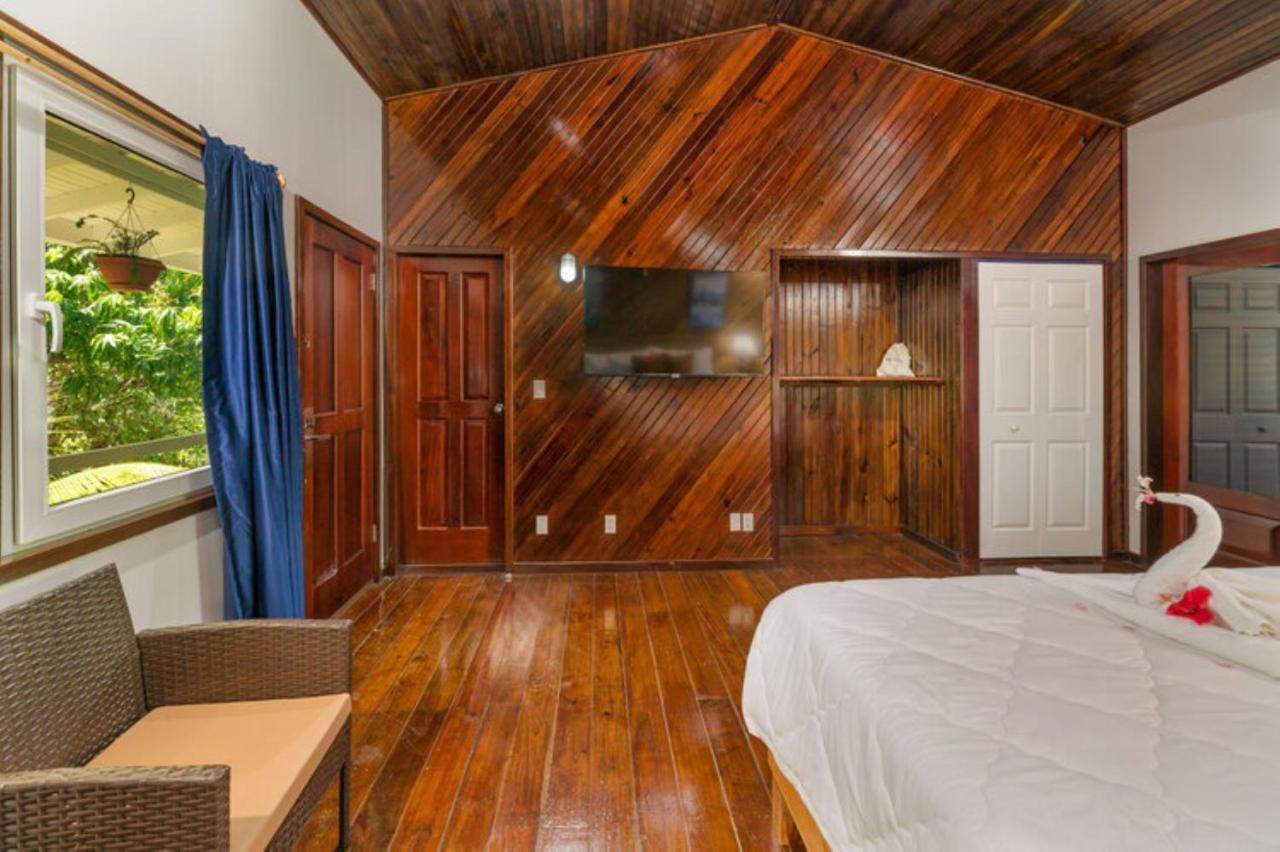 Hotel And Dive Center Roatan Yacht Club French Harbour Εξωτερικό φωτογραφία