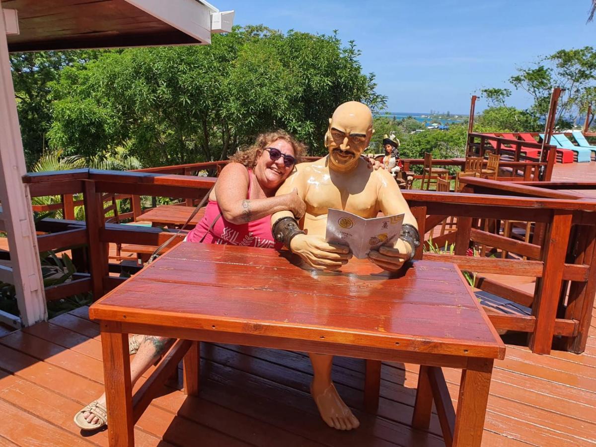 Hotel And Dive Center Roatan Yacht Club French Harbour Εξωτερικό φωτογραφία