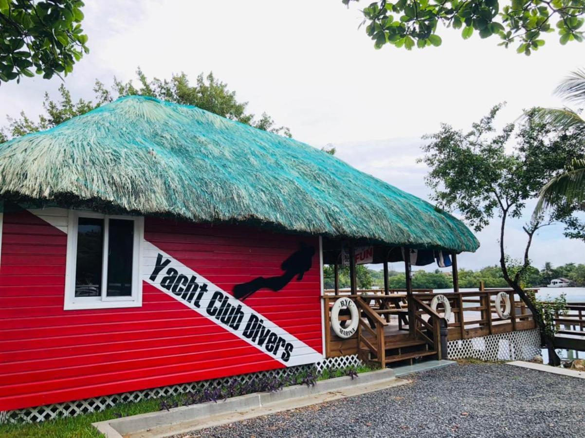 Hotel And Dive Center Roatan Yacht Club French Harbour Εξωτερικό φωτογραφία