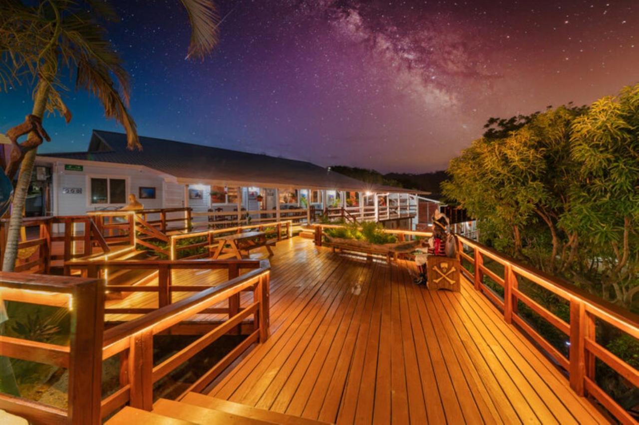 Hotel And Dive Center Roatan Yacht Club French Harbour Εξωτερικό φωτογραφία